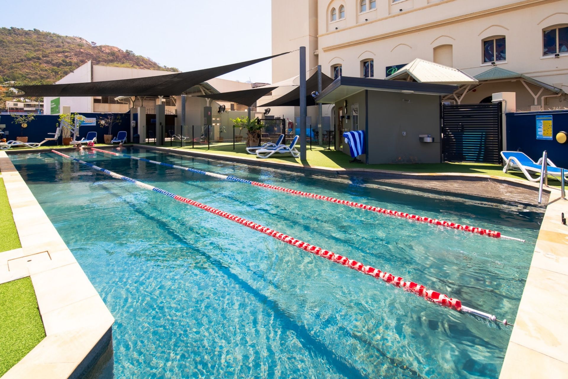 Magnesium pool