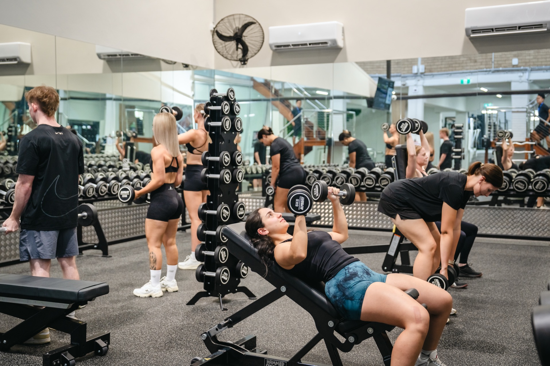 Strength-Focused Atmosphere
